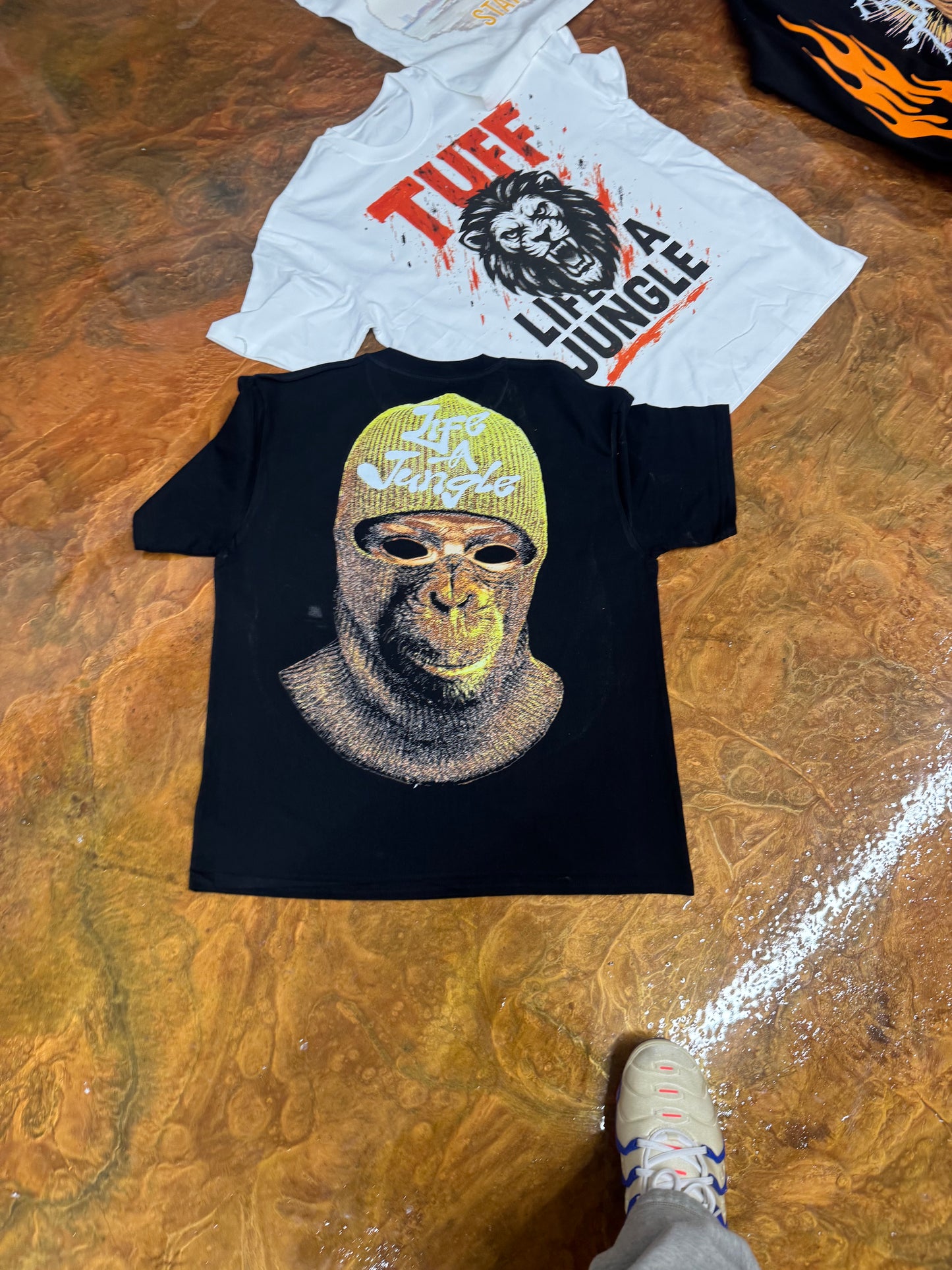 Life A Jungle – Chimp Graphic Tee any color